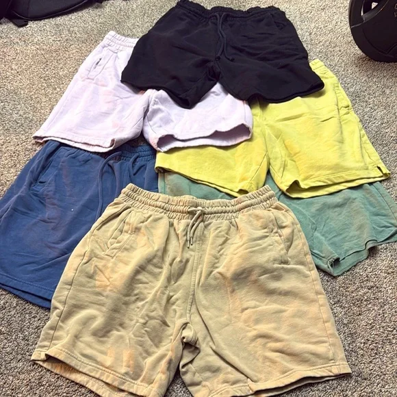 LIGHTLY USED: SWEAT-SHORTS 6 PACK. SIZE: L (WORN ONLY ONCE OR TWICE) - Picture 1 of 8